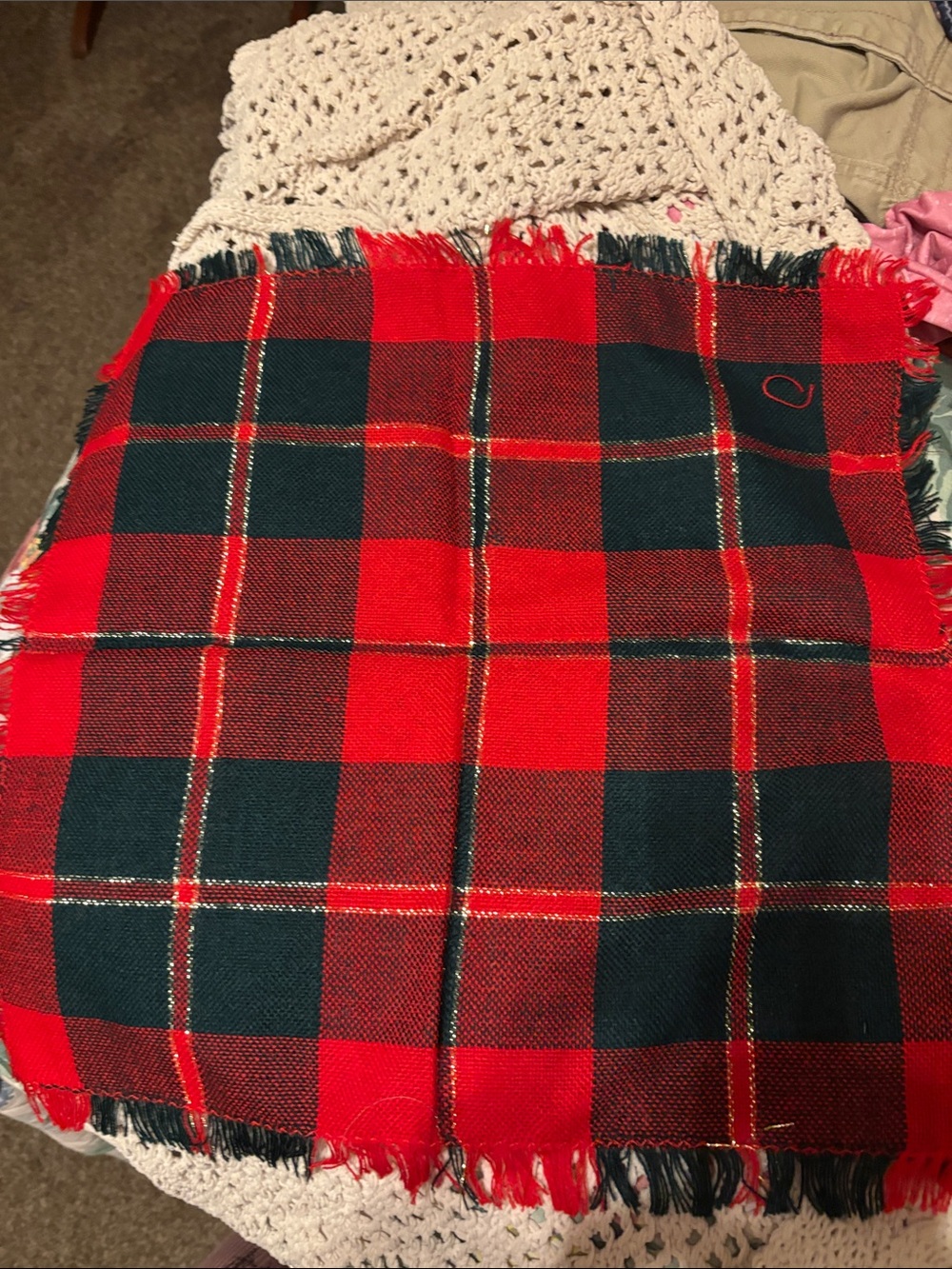 Red and Black Plaid cloth table napkins